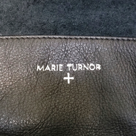 MARIE TURNOR | Black Lunch Bag Clutch - Picture 8 of 10